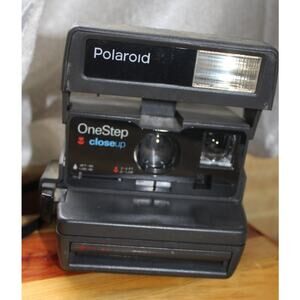 Polaroid 600 OneStep Camera Instant Close Up Photography  UNTESTED.